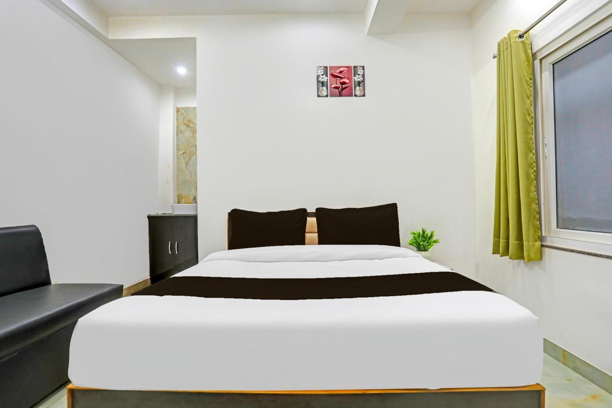 Hotel O The Maruti Paying Guest House Varanasi Luaran gambar