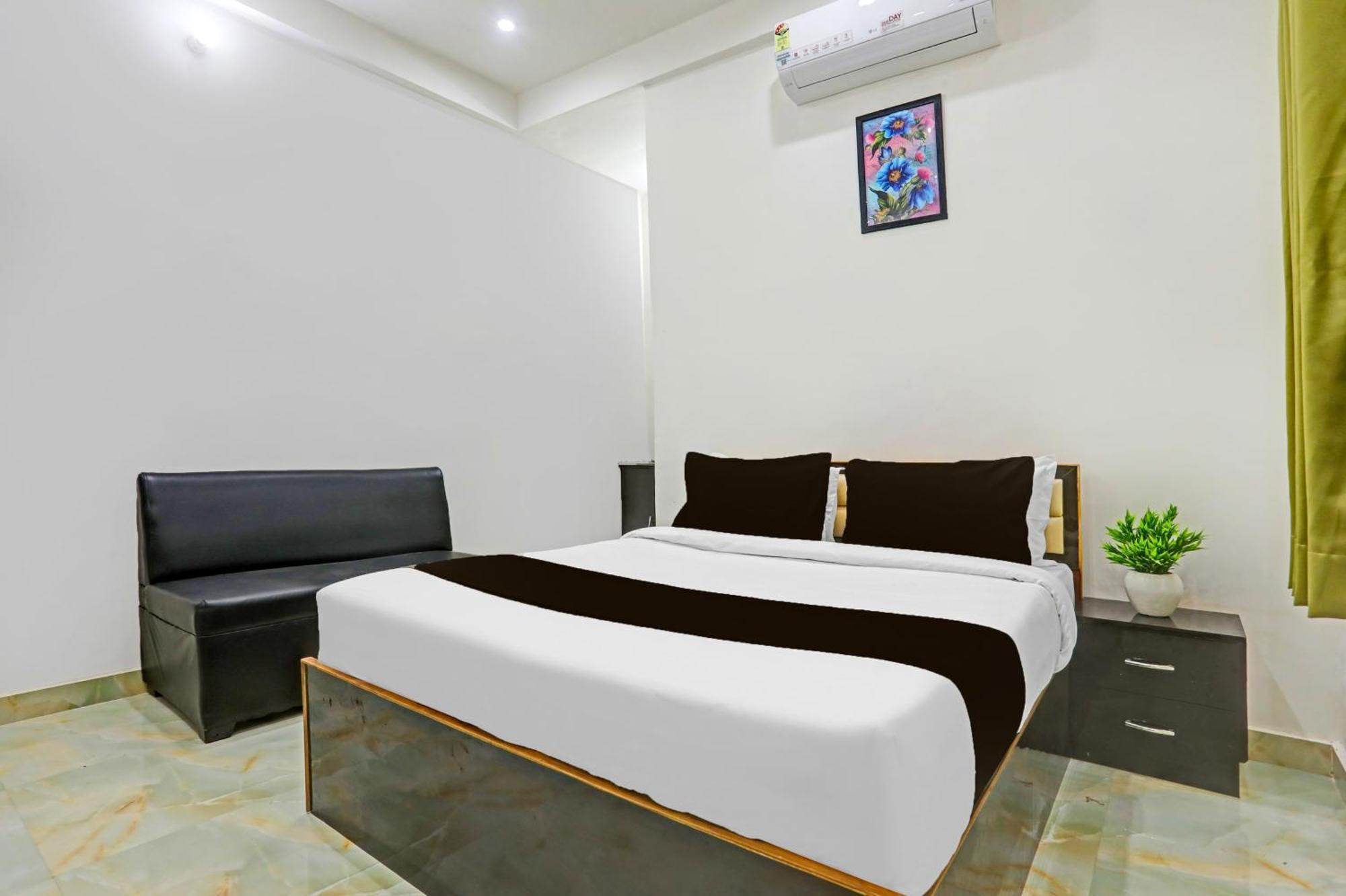 Hotel O The Maruti Paying Guest House Varanasi Luaran gambar