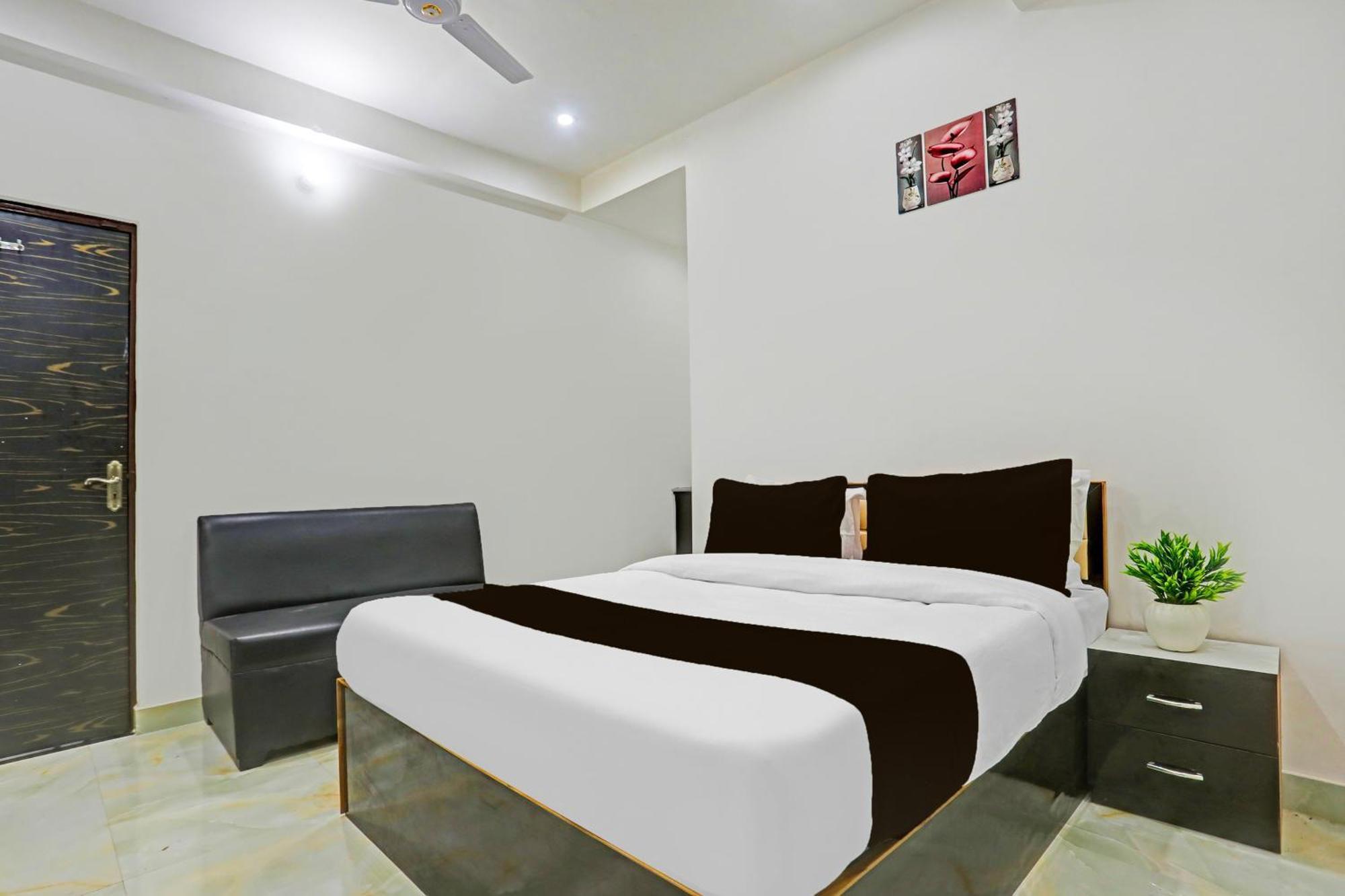 Hotel O The Maruti Paying Guest House Varanasi Luaran gambar