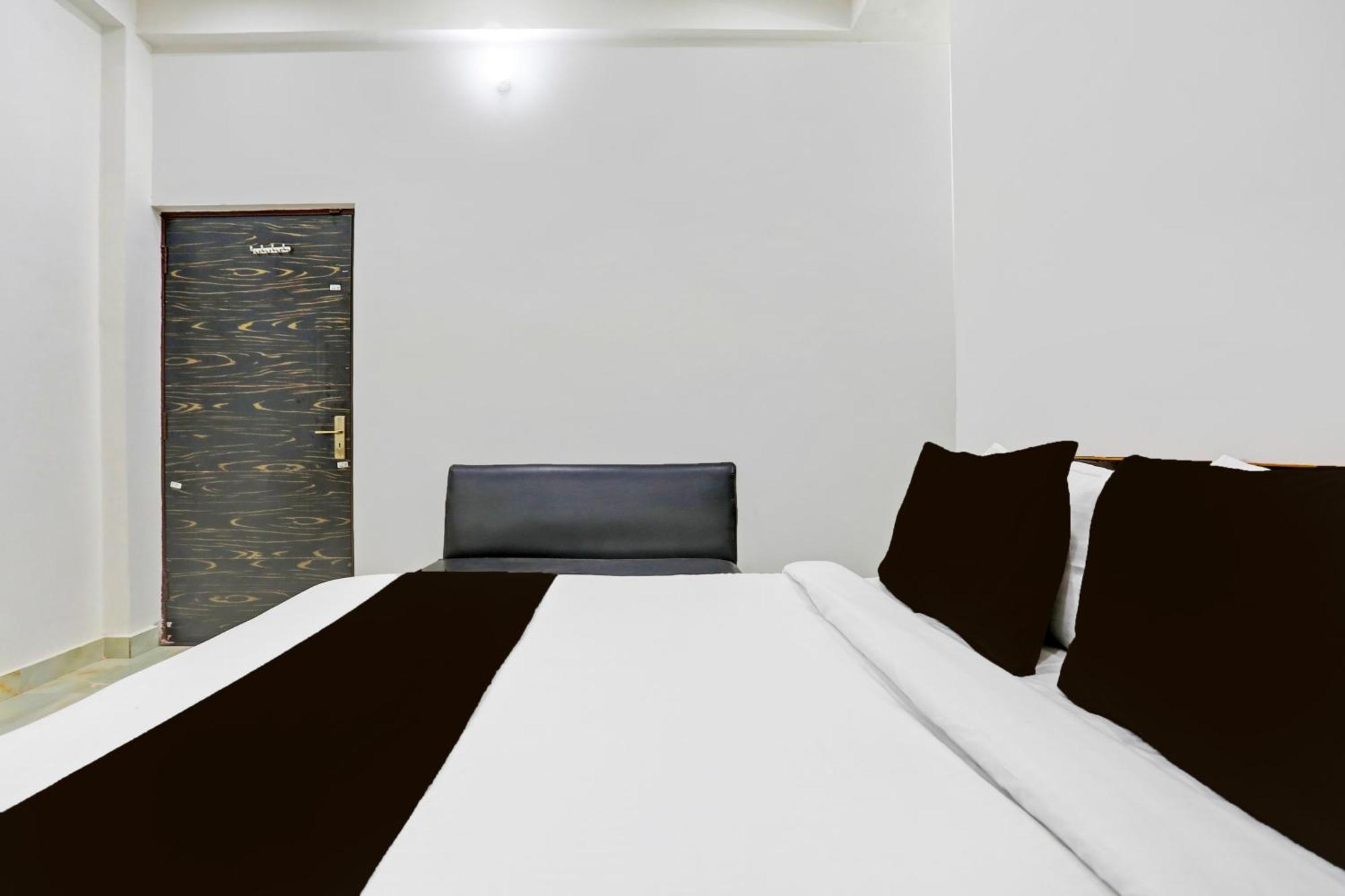 Hotel O The Maruti Paying Guest House Varanasi Luaran gambar