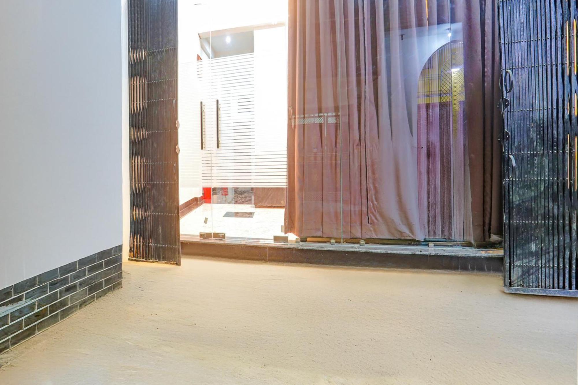Hotel O The Maruti Paying Guest House Varanasi Luaran gambar